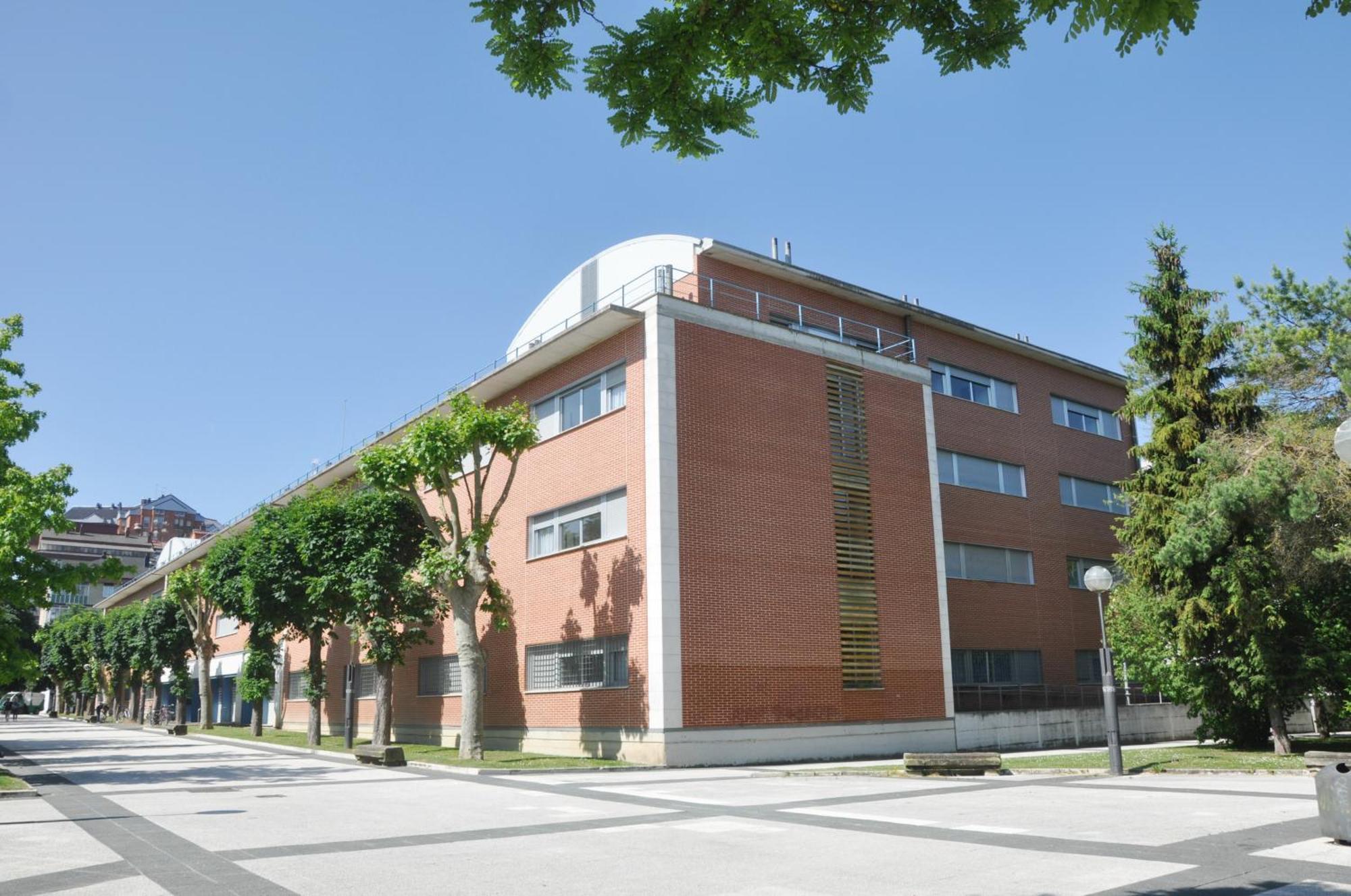 Residencia Resa Tomas Alfaro Fournier Appartement Vitoria-Gasteiz Buitenkant foto