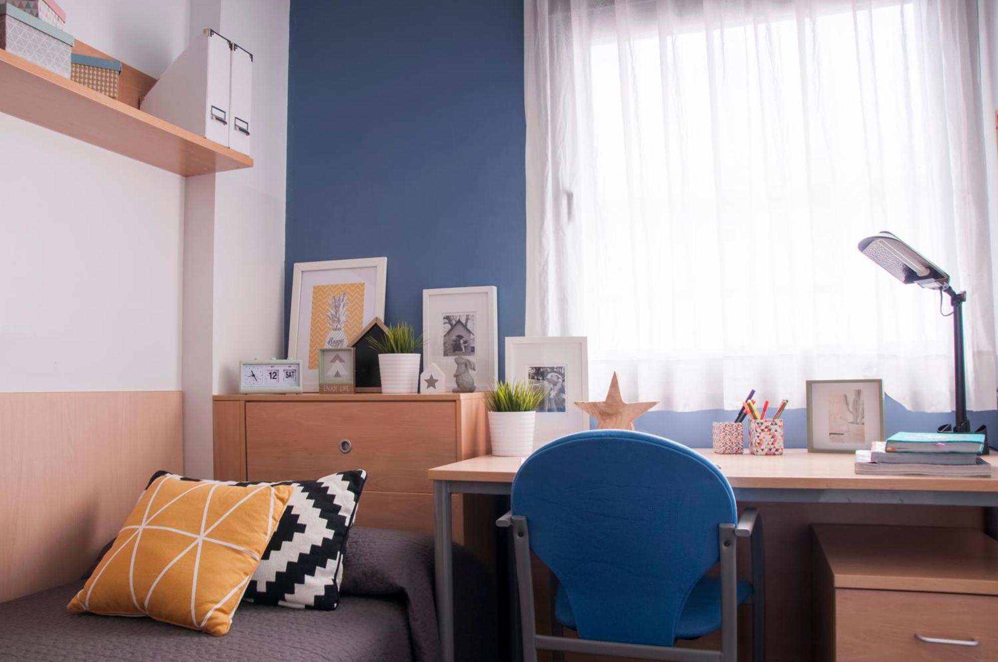 Residencia Resa Tomas Alfaro Fournier Appartement Vitoria-Gasteiz Buitenkant foto
