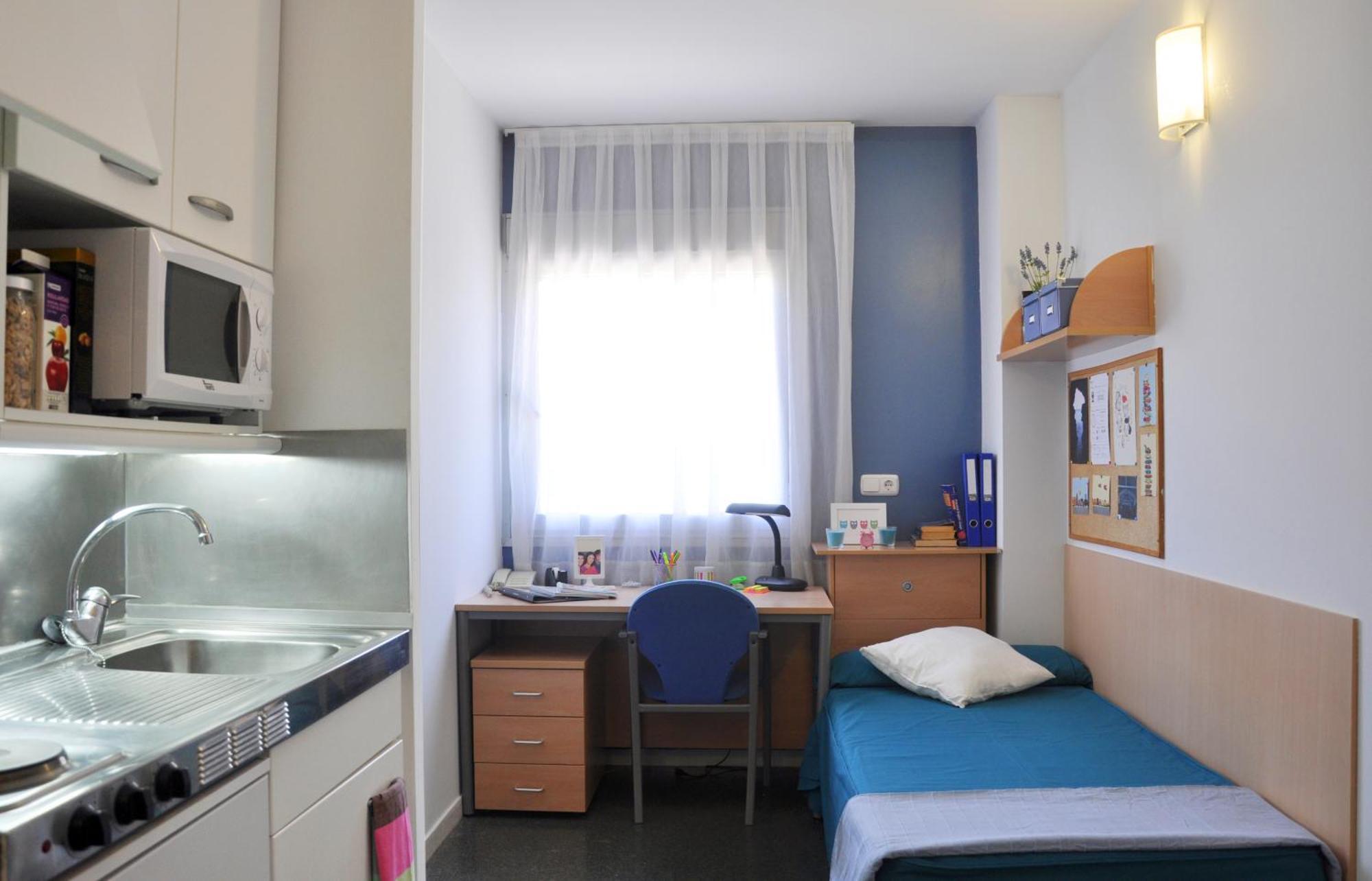 Residencia Resa Tomas Alfaro Fournier Appartement Vitoria-Gasteiz Buitenkant foto